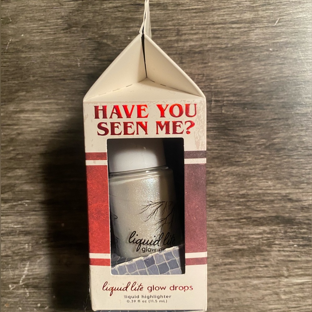 ColourPop x Stranger Things Liquid Highlighter